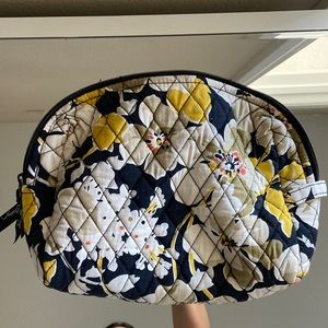 Vera Bradley Makeup Bag